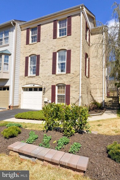 14512 Cambridge Cir, Laurel, MD 20707 - photo 3