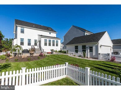 514 Sutton Place, Spring City, PA 19475 - photo 2