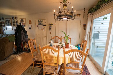 117 Bolz Rd, Carpentersville, IL 60110 - photo 4