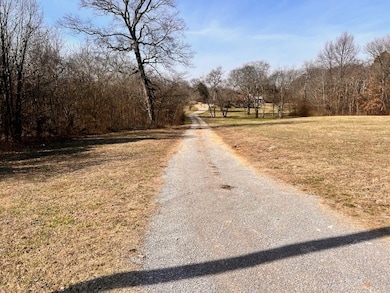 1944 Cainsville Rd, Lebanon, TN 37090 - photo 7