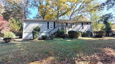View of front of home with a front lawn
