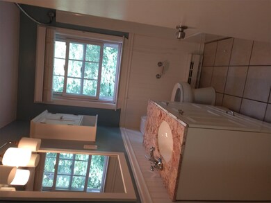 106 Granite St, Londonderry, NH 03053 - photo 4