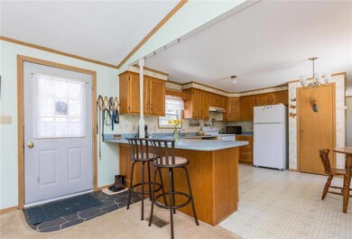 9 Tulip Ave, Freeport, ME 04032 - photo 3