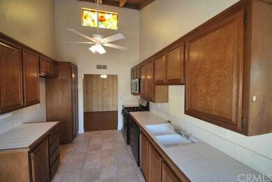 Spacious kitchen