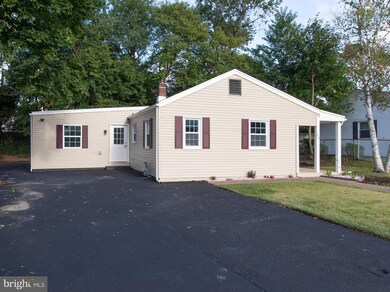 815 Harwood Rd, Wilmington, DE 19804 - photo 2