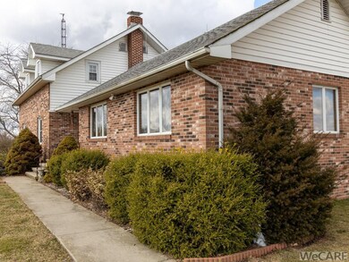 23741 Schooler Rd, Wapakoneta, OH 45895 - photo 3