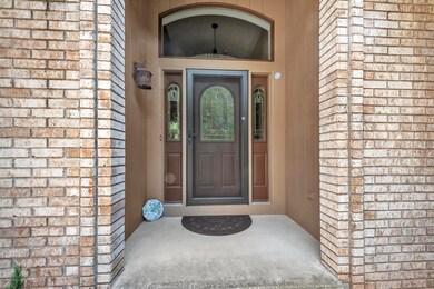 3403-Troon-Cir-Lansing-MI-windowstill-5