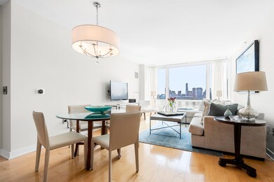Crystal Point unit C1704, Jersey City, NJ 07302 - photo 4