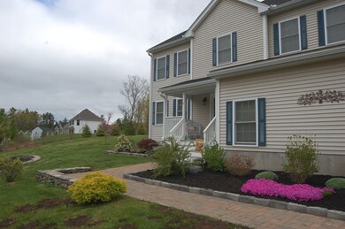 11 Lakeview Dr, Shirley, MA 01464 - photo 4