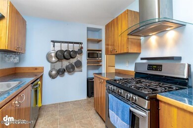 12-Kitchen_ELI05943