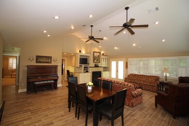 21 Cactus Dr, Laurel, MS 39443 - photo 4