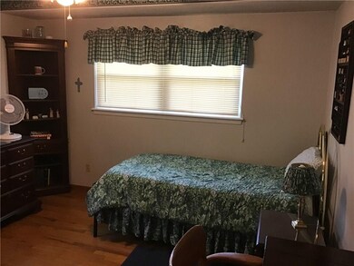 6512 N Grove Ave, Warr Acres, OK 73132 - photo 7