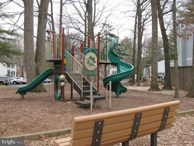 11515 Ivy Bush Ct, Reston, VA 20191 - photo 3