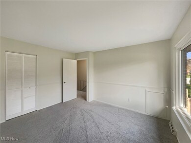 26617 Central Park Blvd unit 26617, Olmsted Falls, OH 44138 - photo 5