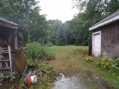 1040 Western Rd, Castleton On Hudson, NY 12033 - photo 6