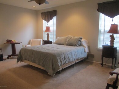 97 Pagoda Ln unit 97, Freehold, NJ 07728 - photo 6