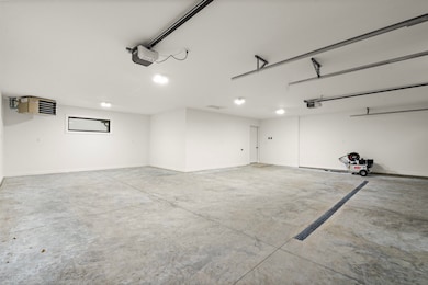 605 Charles St, Delhi, IA 52223 - photo 4