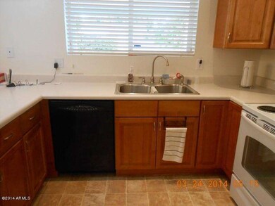 523 S Windsor-Completely updated kitchen