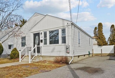 105 Westcott Ave, Cranston, RI 02910 - photo 2