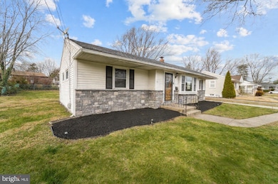 812 Beverly Dr, Somerdale, NJ 08083 - photo 3