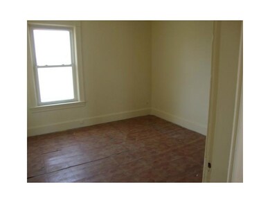 57 Hamilton St, Providence, RI 02907 - photo 6