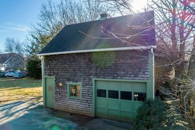 236 Russells Mills Rd, South Dartmouth, MA 02748 - photo 6