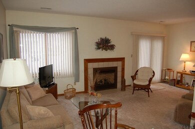 1976 A-102 Curry Rd, Rotterdam, NY 12303 - photo 4