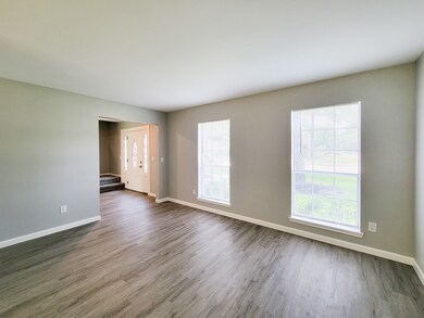 16042 Sweetwater Creek Dr, Houston, TX 77095 - photo 6