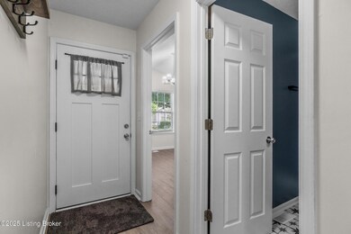 936 E Muhammad Ali Blvd, Louisville, KY 40204 - photo 4