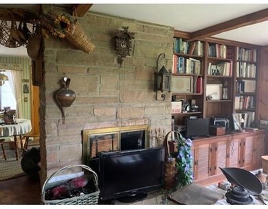 196 Ruggles St, Westborough, MA 01581 - photo 4