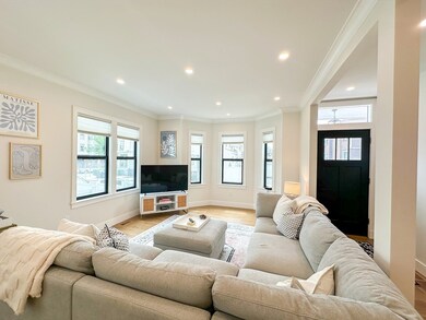 746 E 8th St unit A, Boston, MA 02127 - photo 4