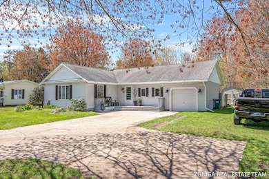 3-web-or-mls-A7407670