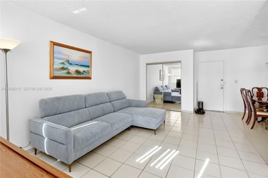 9401 SW 4th St unit 3016, Miami, FL 33174 - photo 2
