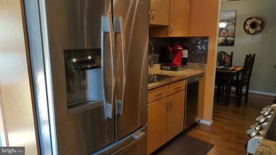 19941 Appledowre Cir, Germantown, MD 20876 - photo 6