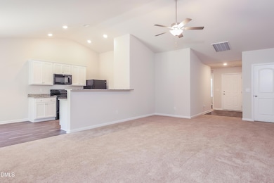 003-photo-living-room-7968144