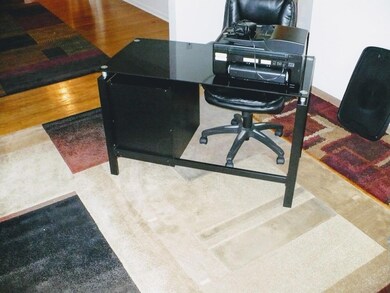 5634 Sandalwood Blvd, Columbus, OH 43229 - photo 4