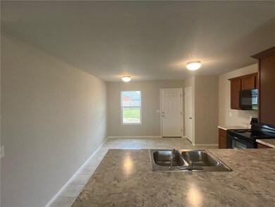 962 Ethan James St, Elkins, AR 72727 - photo 3