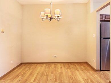 1725 Chesapeake Ln unit 7, Schaumburg, IL 60193 - photo 3