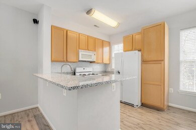 23112 Blackthorn Square, Sterling, VA 20166 - photo 4