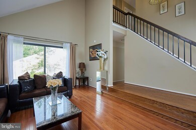 20504 Aspenwood Ln, Montgomery Village, MD 20886 - photo 6