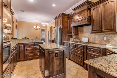 103 Lonely Oak Blvd-11