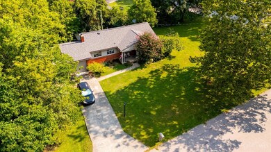 8066 Lancelot Dr, Cincinnati, OH 45244 - photo 3