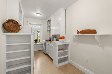 38 Linnaean St unit 4, Cambridge, MA 02138 - photo 7