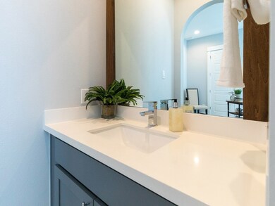 235 Royder St, Houston, TX 77009 - photo 7