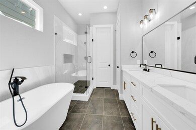 1538 Dewalt St, Houston, TX 77088 - photo 5