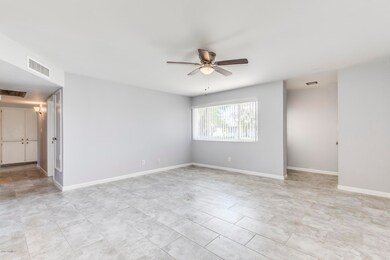 4224 W Lawrence Ln, Phoenix, AZ 85051 - photo 4