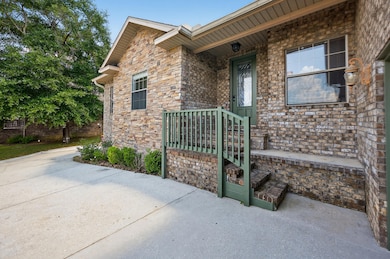 603 red fern rd-crestview-5