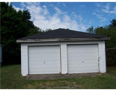 3 Rego Rd, Middletown, RI 02842 - photo 3