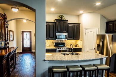 511 W North Creek Dr, Sherman, TX 75092 - photo 4