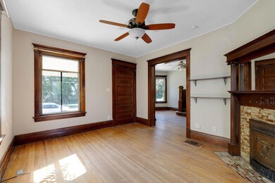 409 Baltimore St, Waterloo, IA 50701 - photo 7